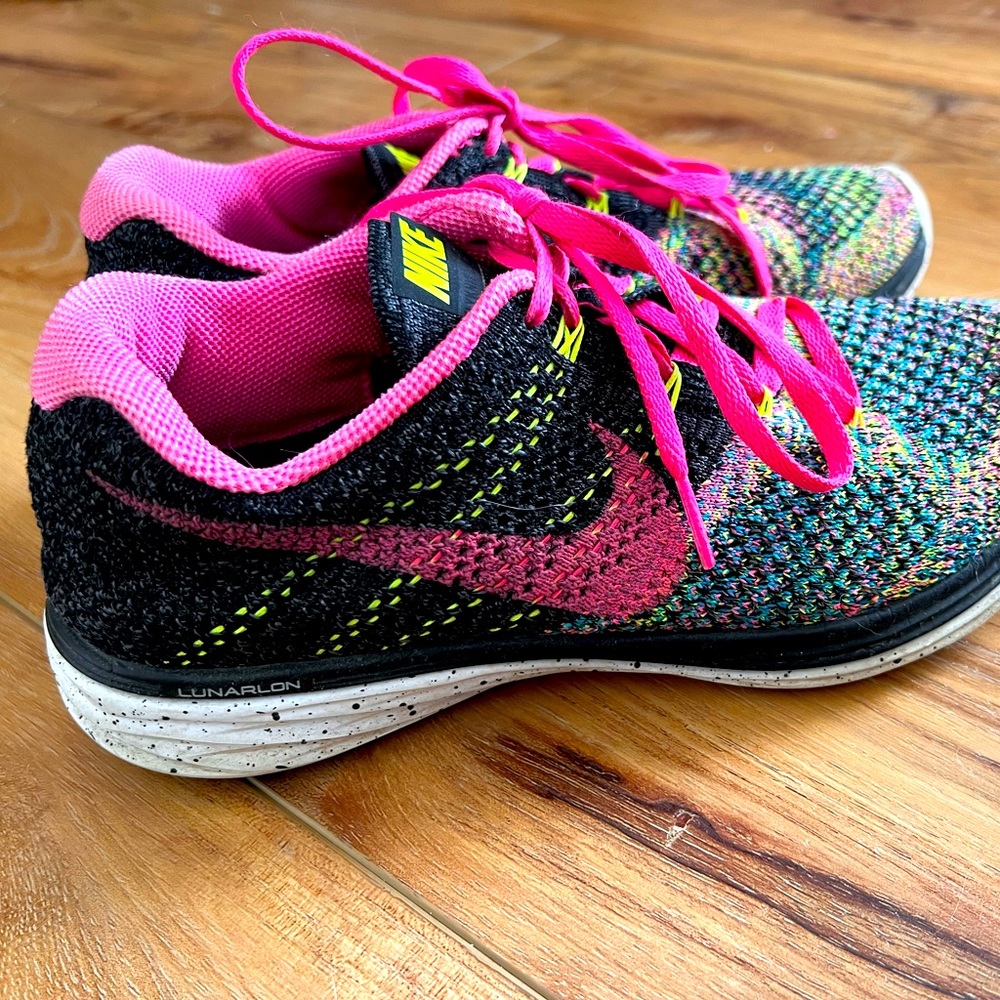 Nike size 7 custom shoe